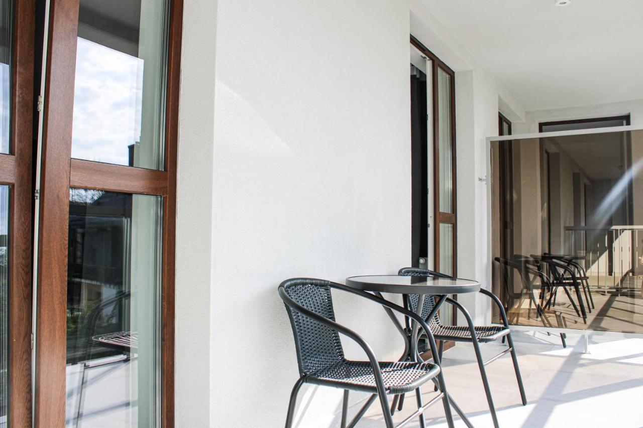 Apartament Black-Niska Z Garazem Podziemnym Kielce Dış mekan fotoğraf